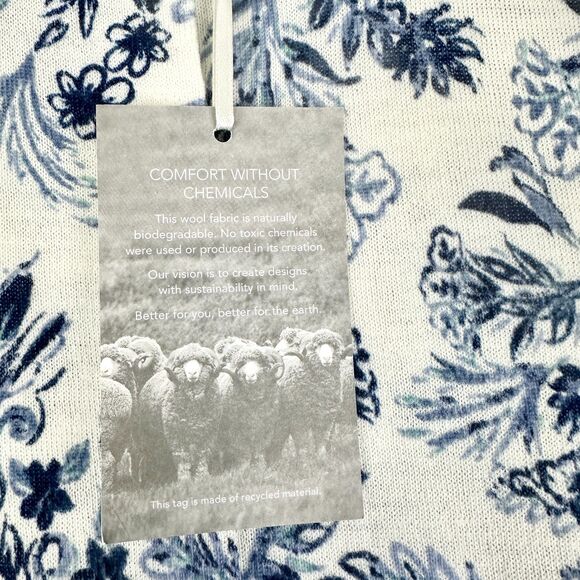 Garnet Hill Signature Eco Merino Wool Cardigan Size Small Floral 3/4 Sleeve - Picture 5 of 6